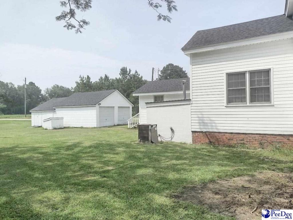 91 W Willow Grove Rd / Hwy 76 Photo 4