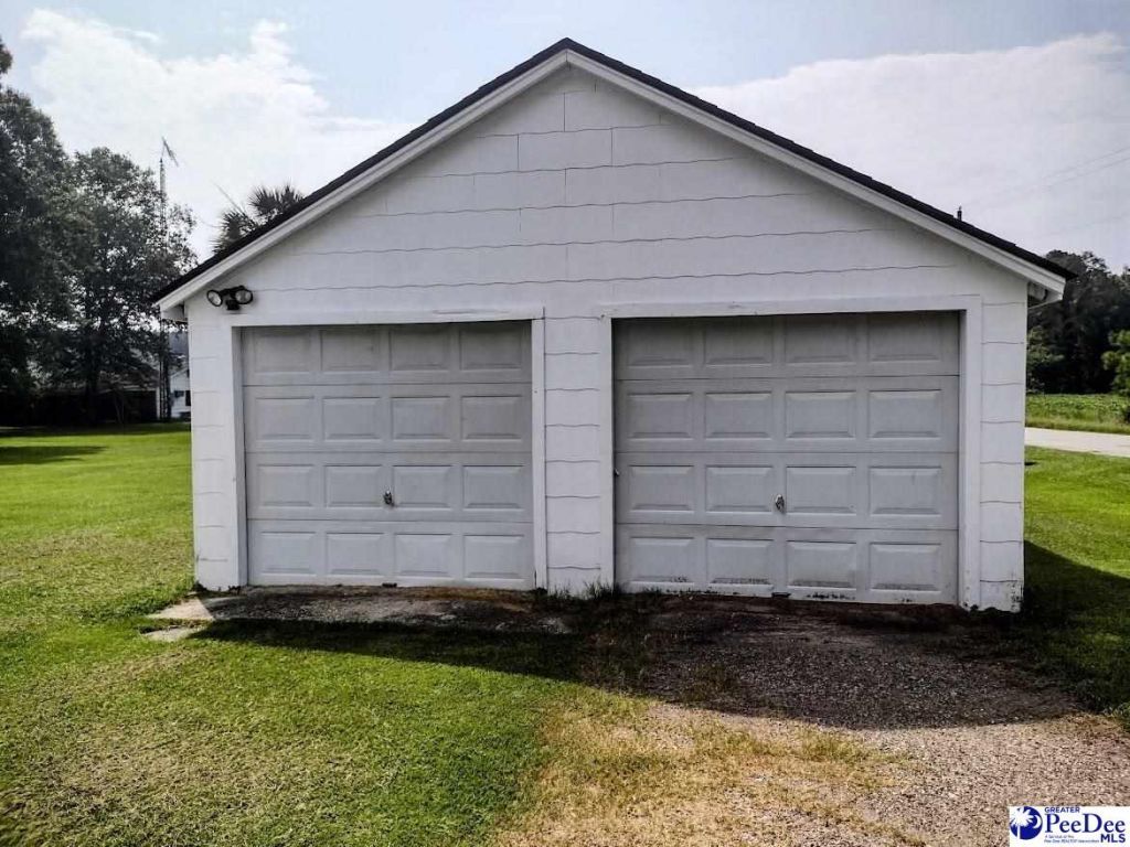 91 W Willow Grove Rd / Hwy 76 Photo 5