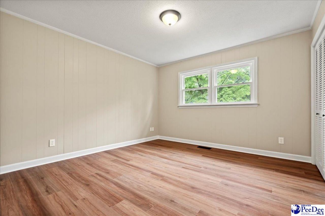 511 Arbor Dr Photo 22