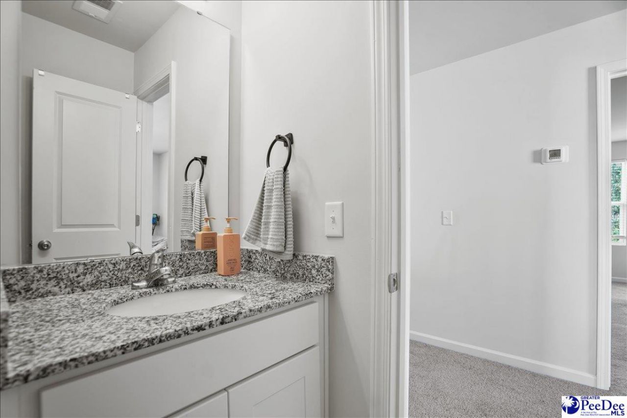 4093 Lake Russell Photo 36