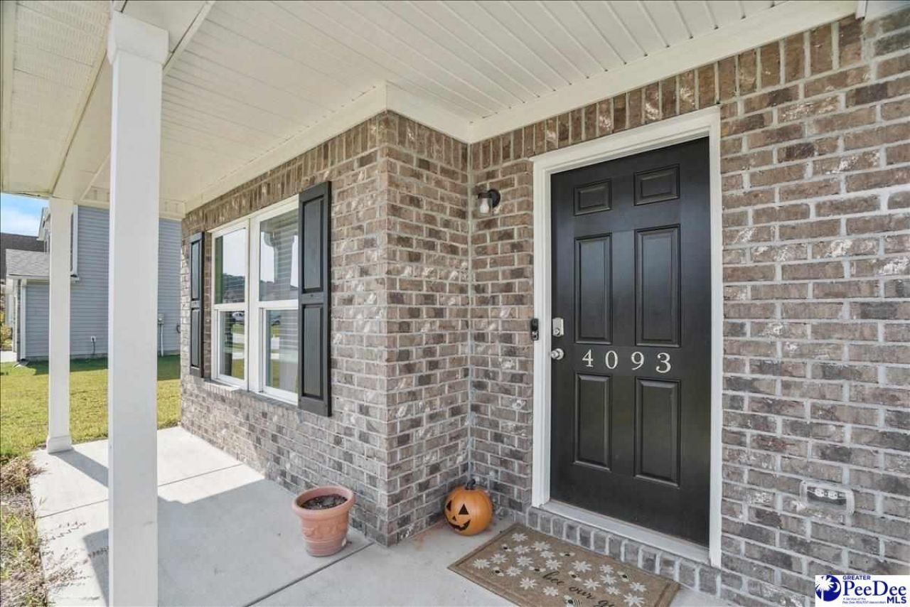 4093 Lake Russell Photo 7