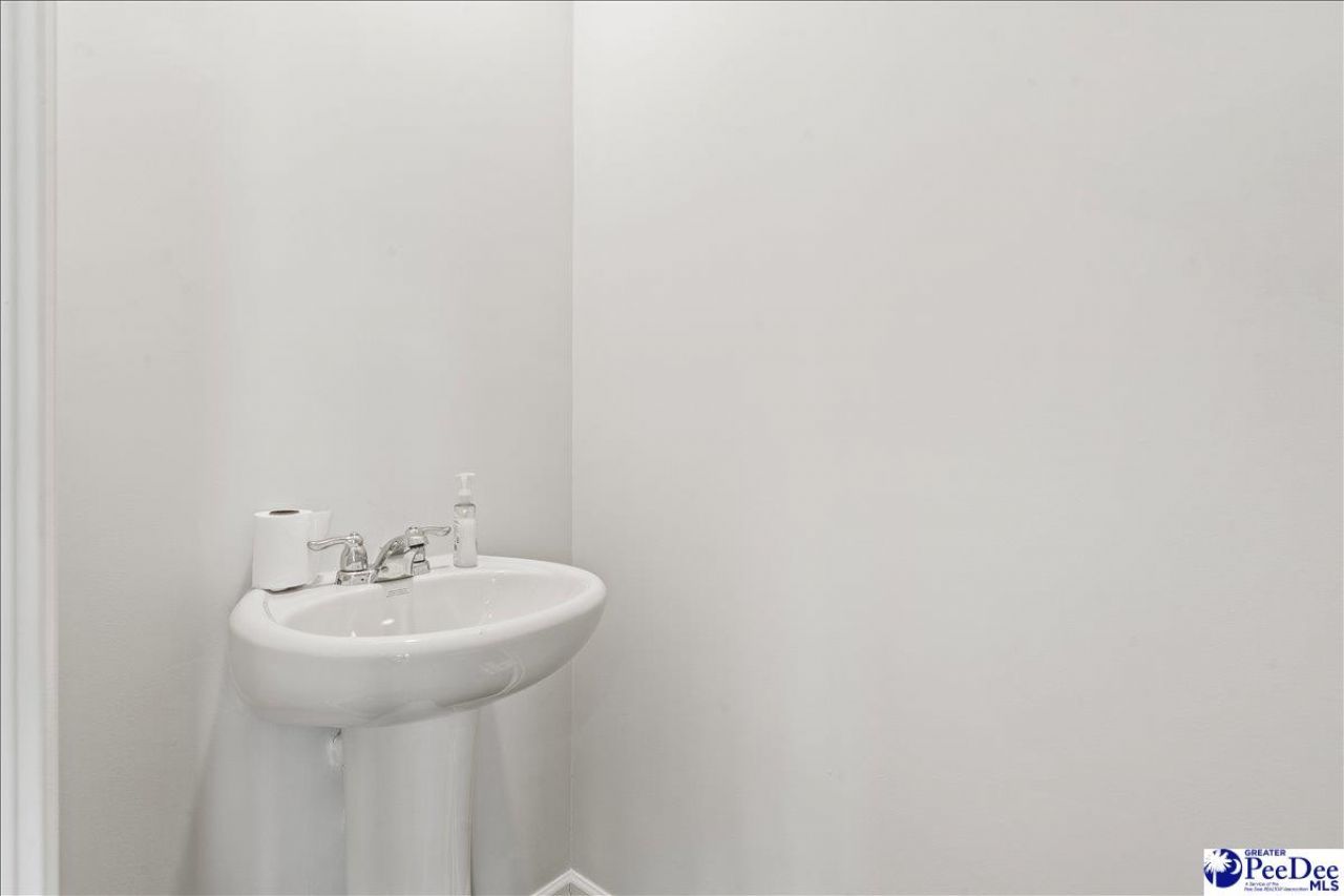 1085 Birdie Court Photo 10