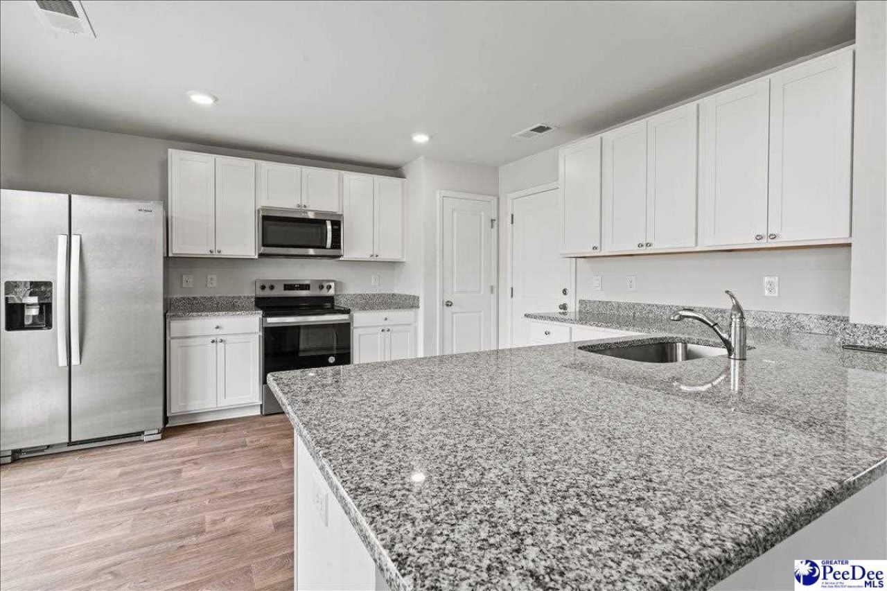 1085 Birdie Court Photo 7