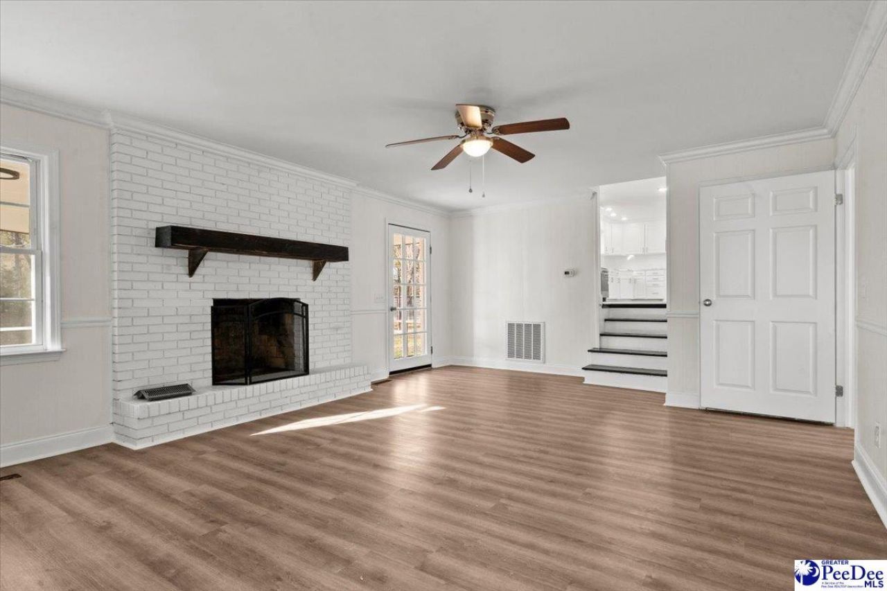 507 Arbor Dr Photo 13