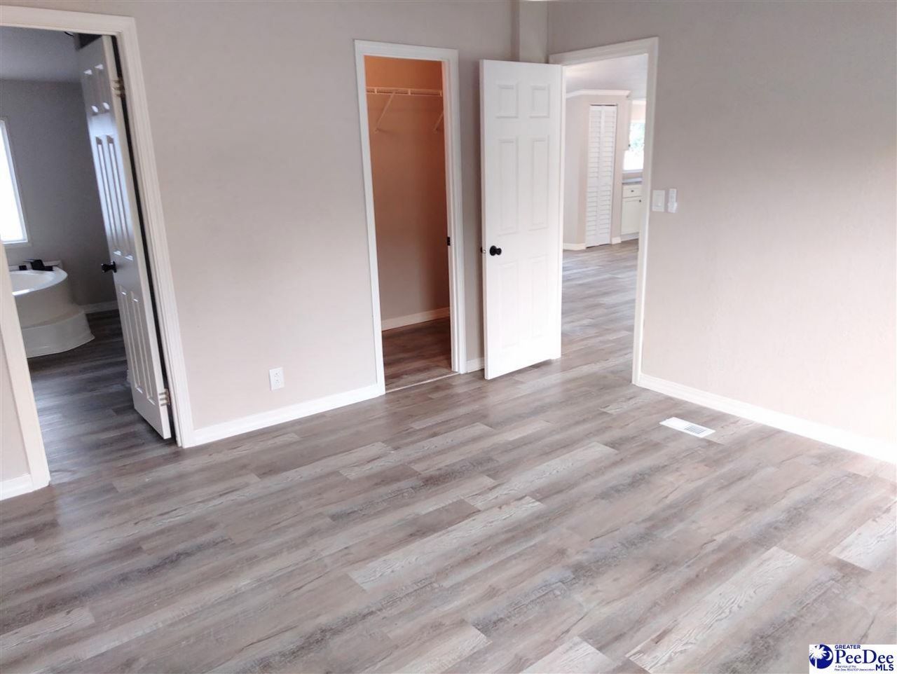 2797 Leola Hill Drive Photo 16