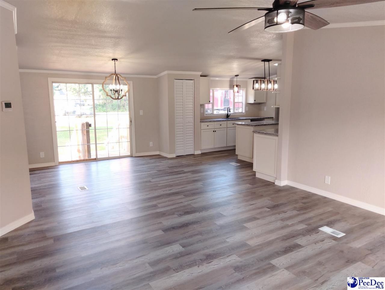 2797 Leola Hill Drive Photo 5