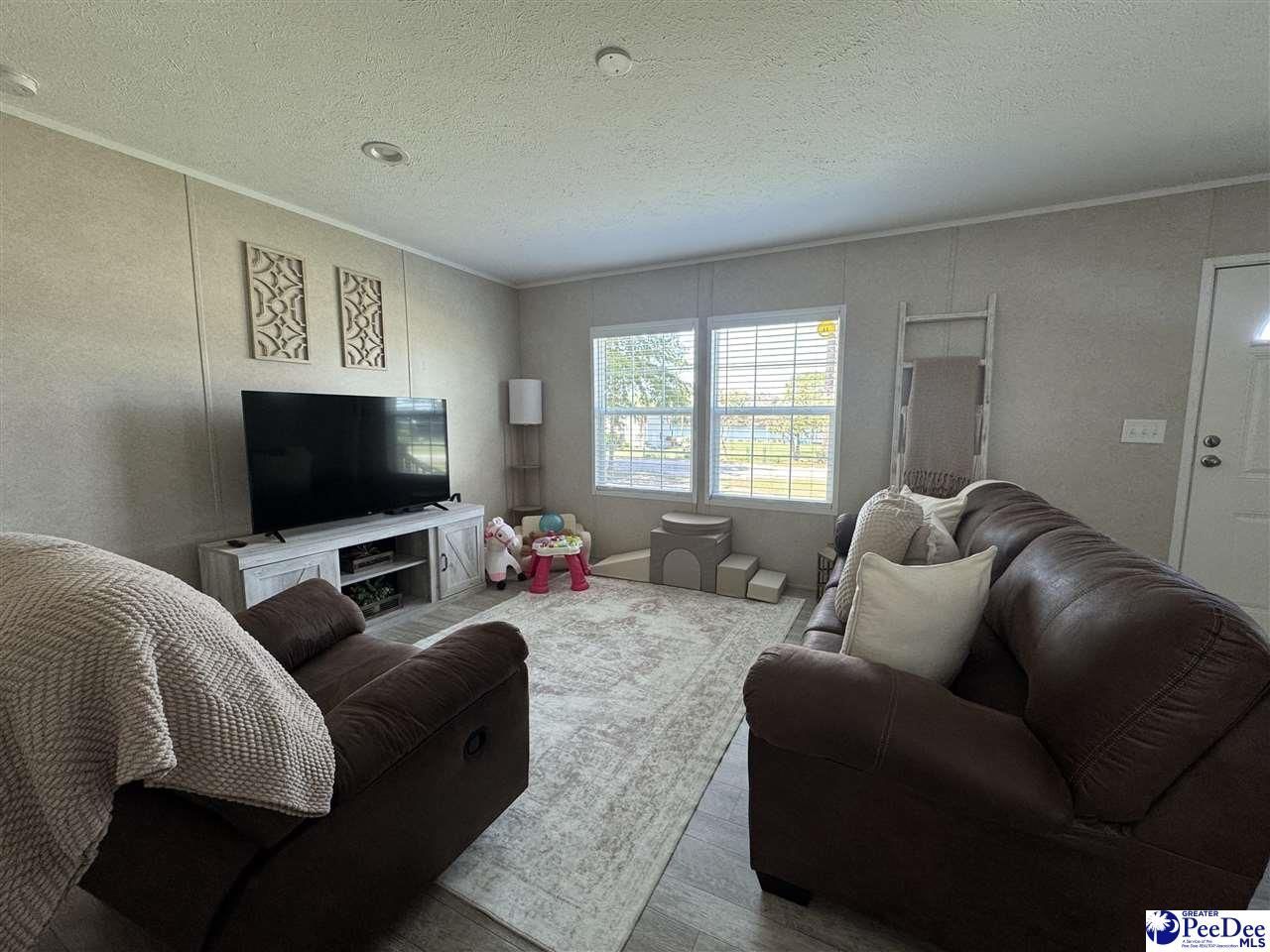 1406 Hobbs Drive Photo 9