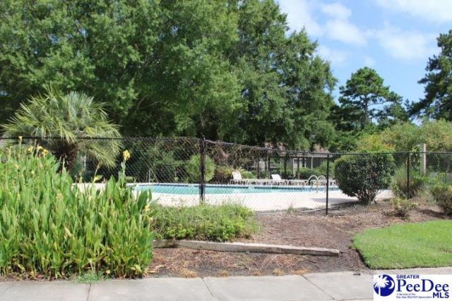 2000 Greens Blvd 20d Photo 4