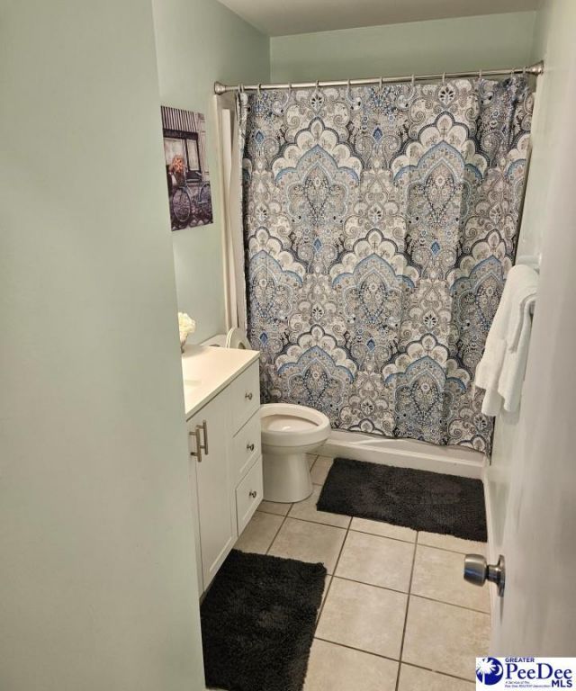 2000 Greens Blvd 20d Photo 9