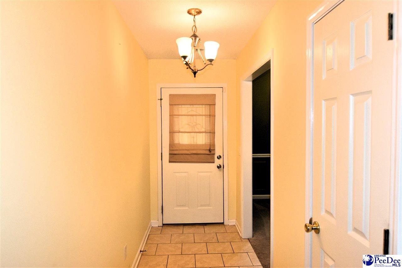 2498 Pipkin Road Photo 2