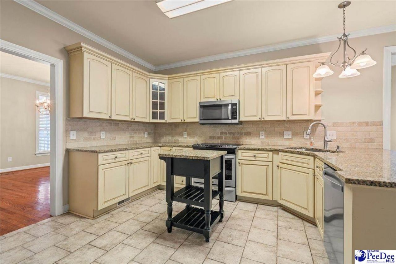 2028 Damon Dr Photo 10