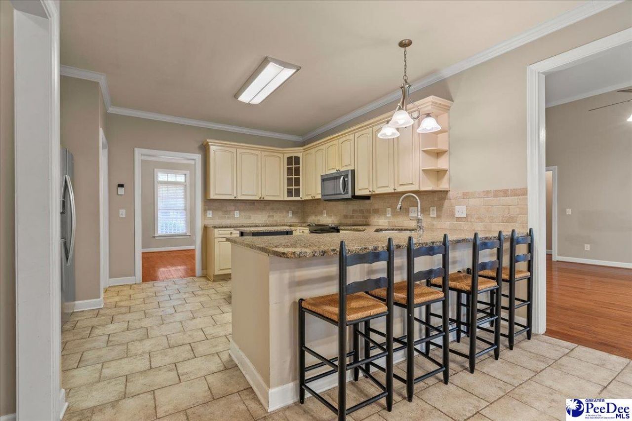 2028 Damon Dr Photo 12