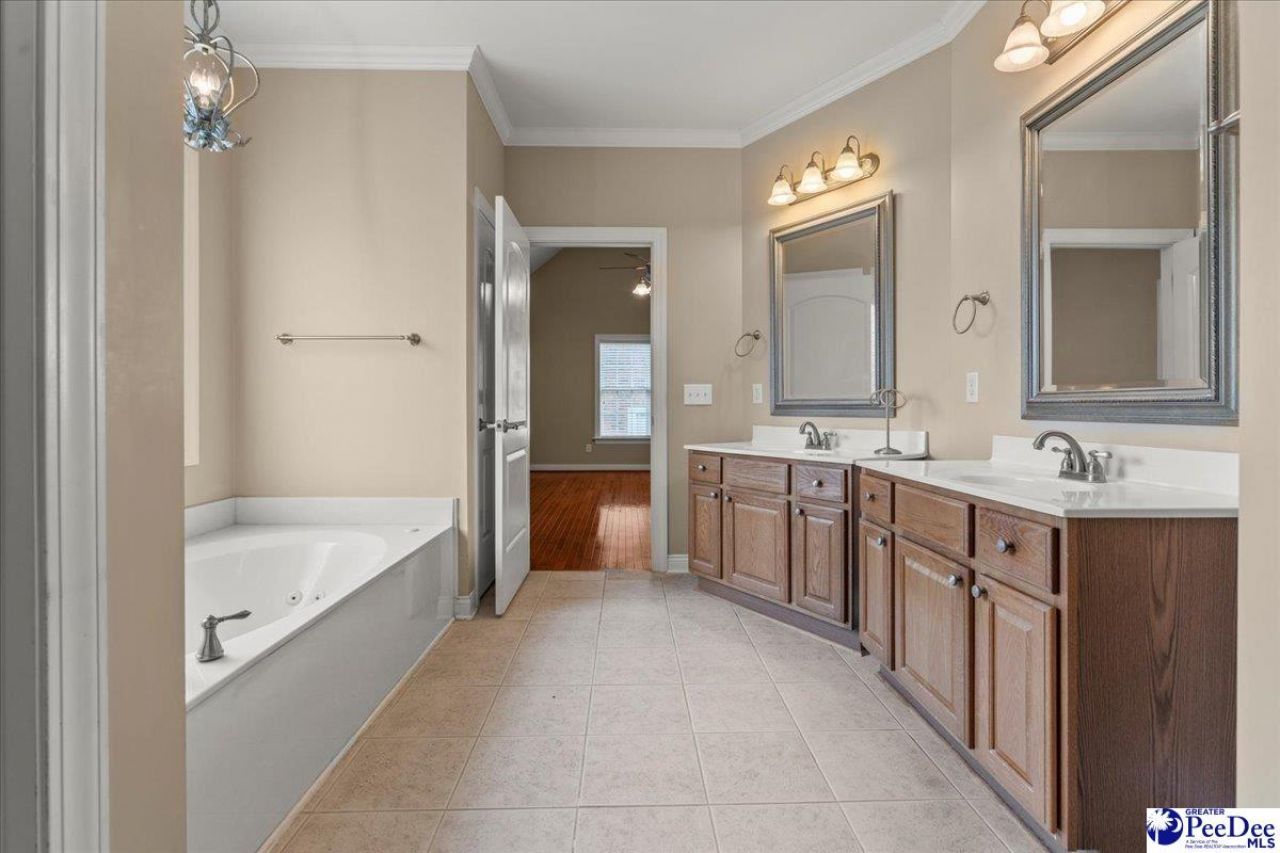 2028 Damon Dr Photo 24