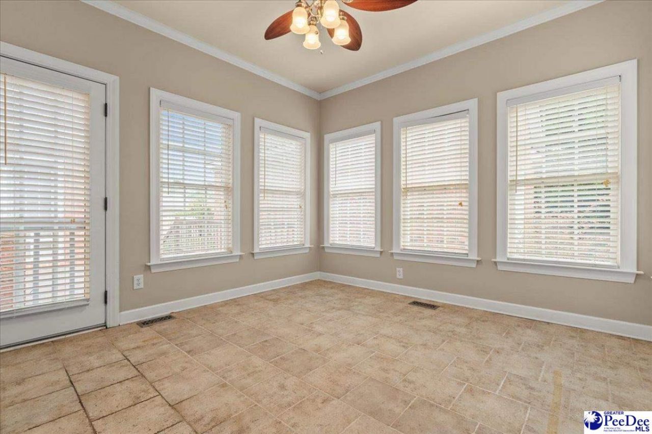 2028 Damon Dr Photo 28