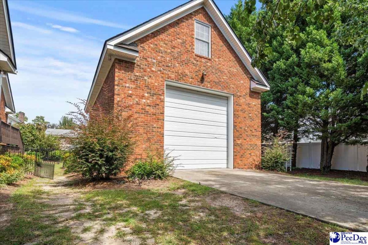 2028 Damon Dr Photo 52