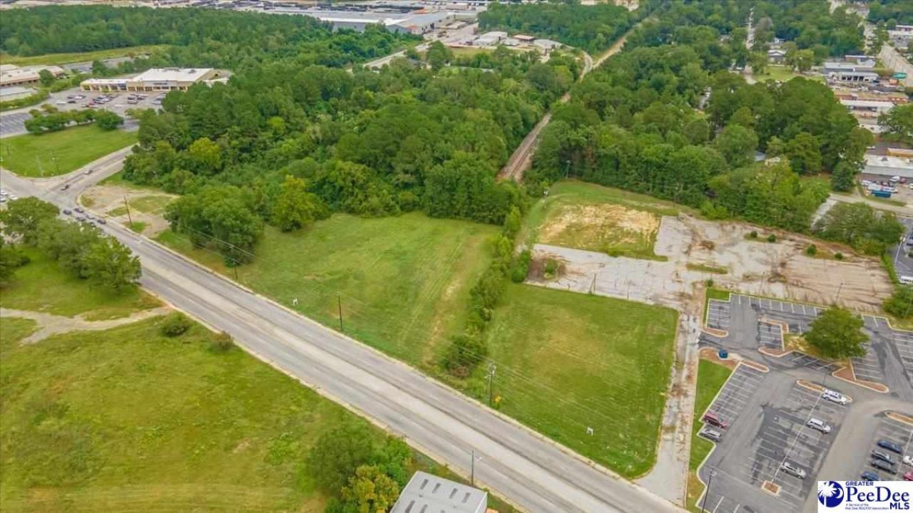 210 N Cashua Drive Photo 4