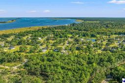 3680 S Island Rd photo 4