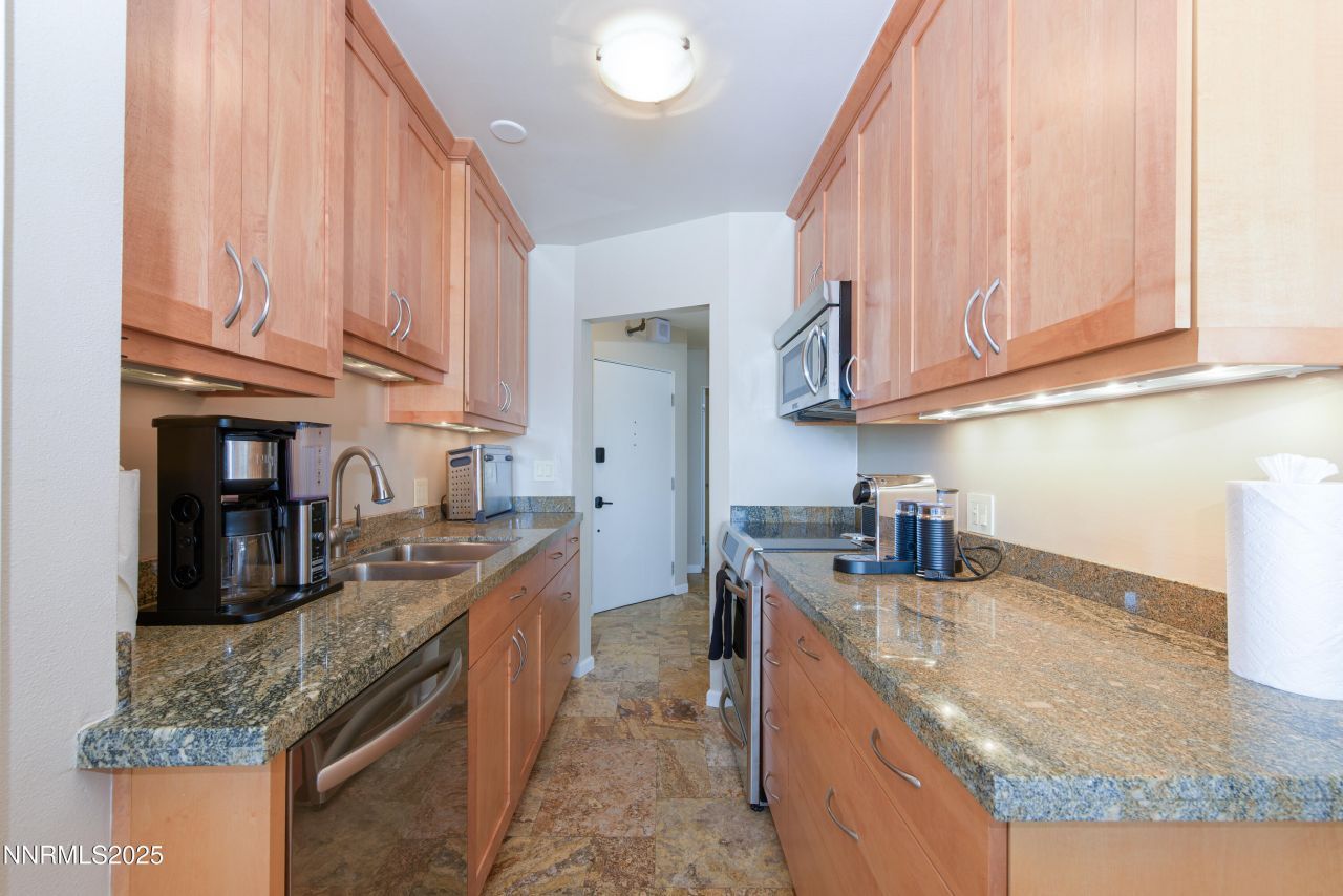 280 Island Avenue, Unit APT 1602, Reno, NV 89501 Photo