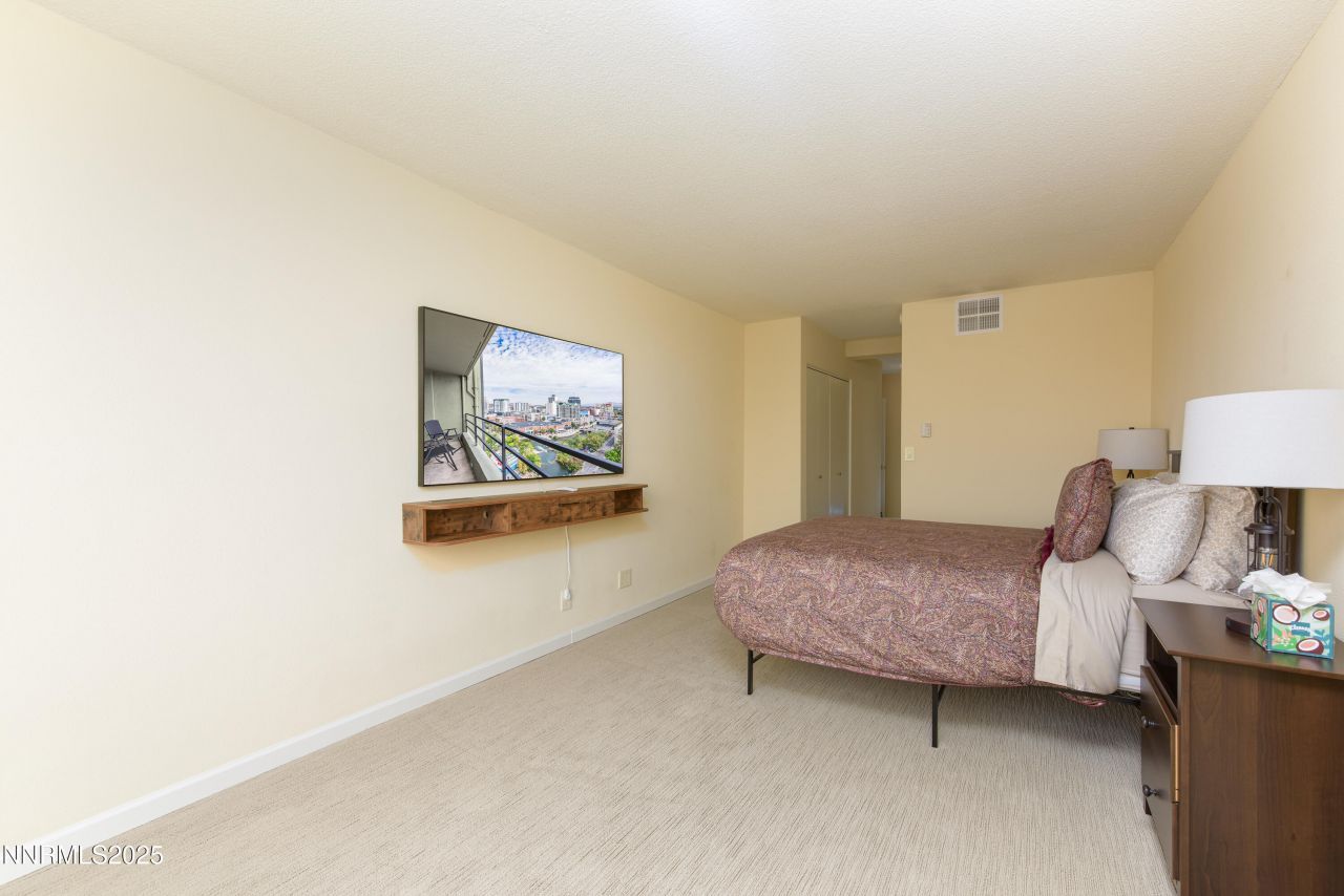 280 Island Avenue, Unit APT 1602, Reno, NV 89501 Photo