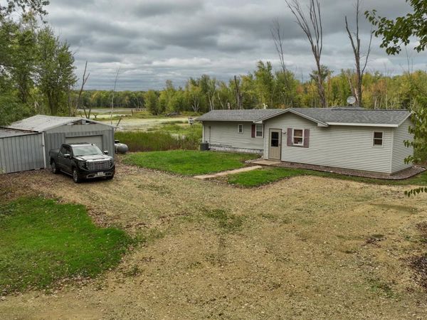 S5237 St Hwy 35, Genoa, WI 54632