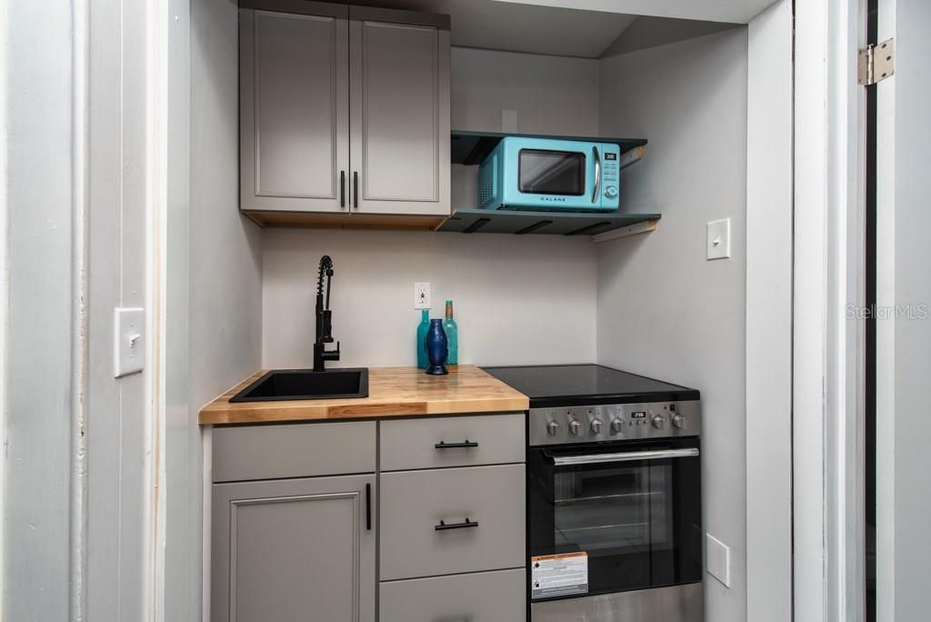 1173 Myrtle Street, Sarasota, FL 34234 Photo