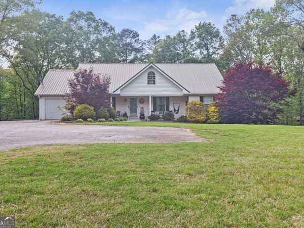 513 S Red Rock Road, Toccoa, GA 30577