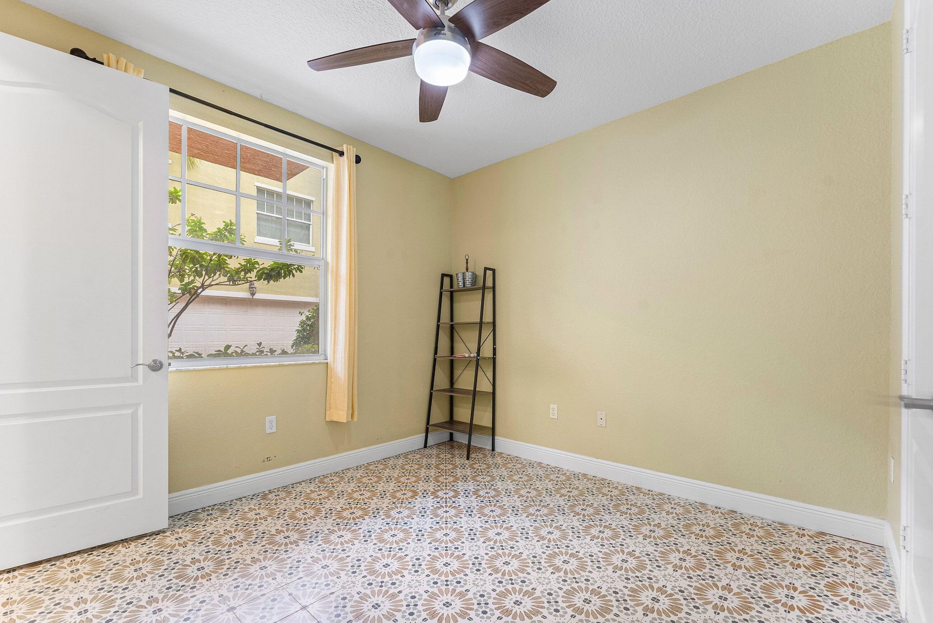 219 N L Street, Unit 107, Lake Worth Beach, FL 33460 Photo