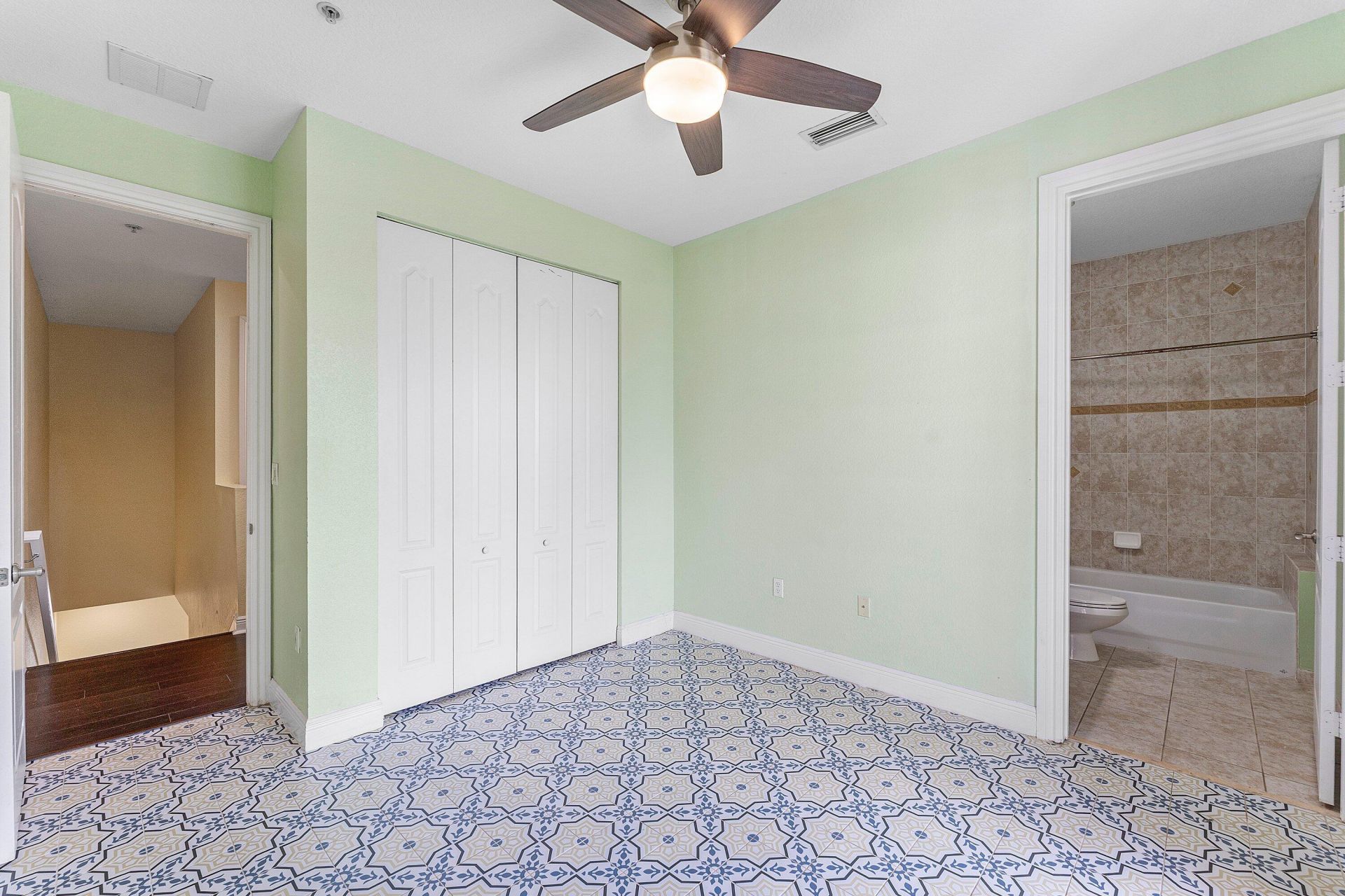 219 N L Street, Unit 107, Lake Worth Beach, FL 33460 Photo