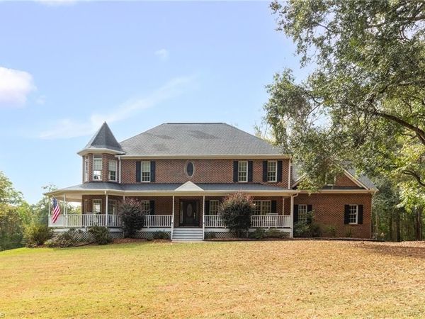 410 Niblick Drive, Summerfield, NC 27358