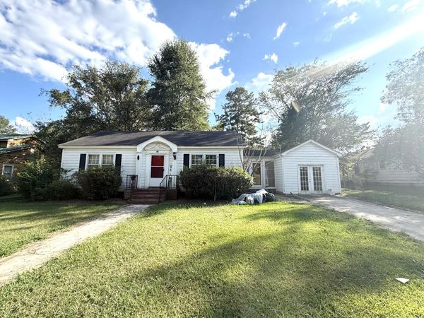 407 W Monroe St, Aberdeen, MS 39730