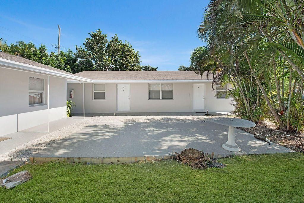 1883 Smith Drive, North Palm Beach, FL 33408 Photo