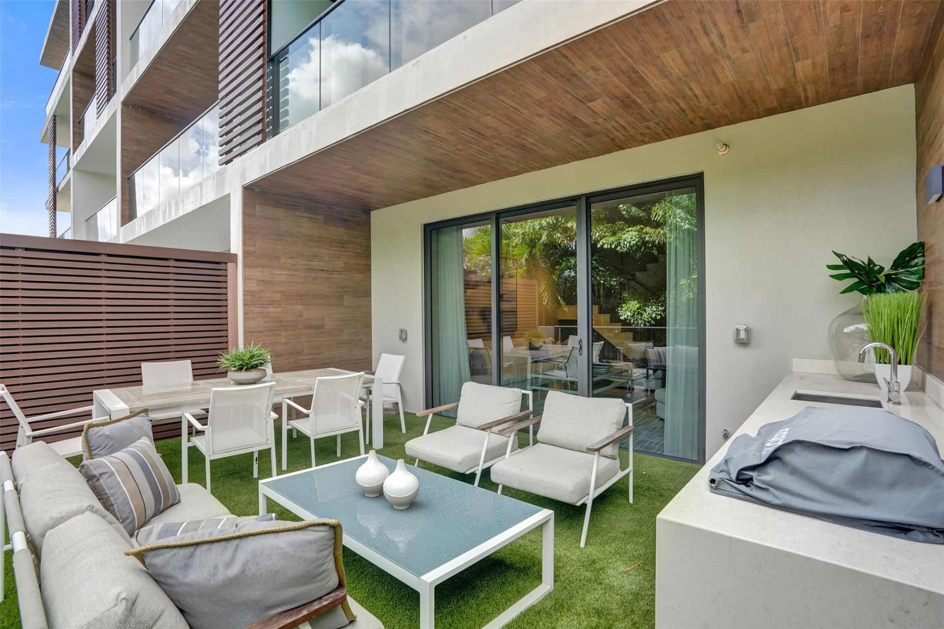 3030 N Ocean Boulevard, Unit S104, Fort Lauderdale, FL 33308 Photo