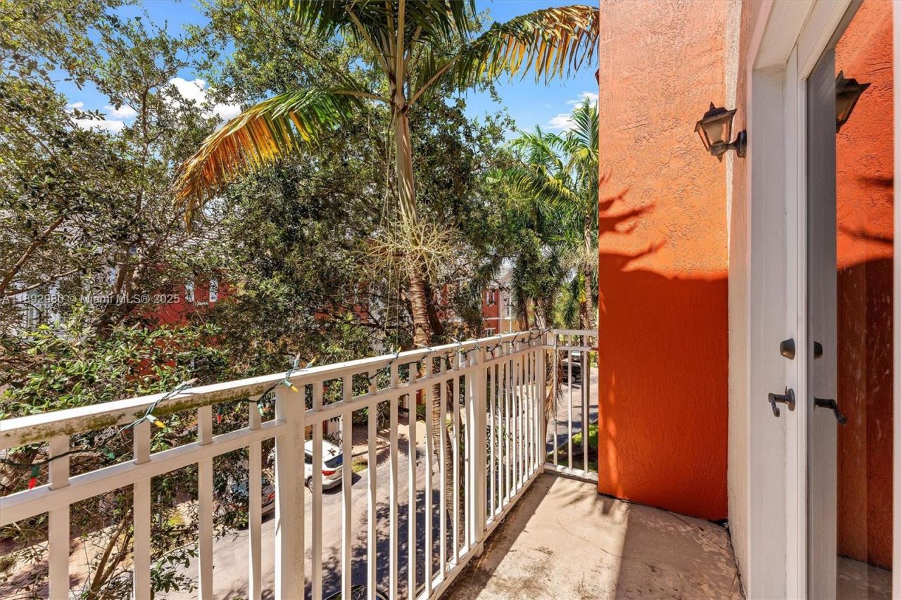 2344 Vintage Dr, Lighthouse Point, FL 33064 Photo