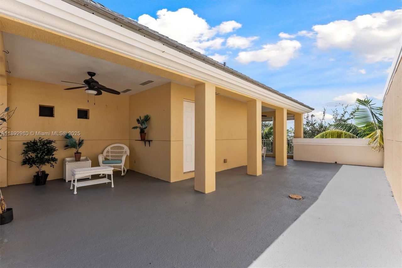 2344 Vintage Dr, Lighthouse Point, FL 33064 Photo