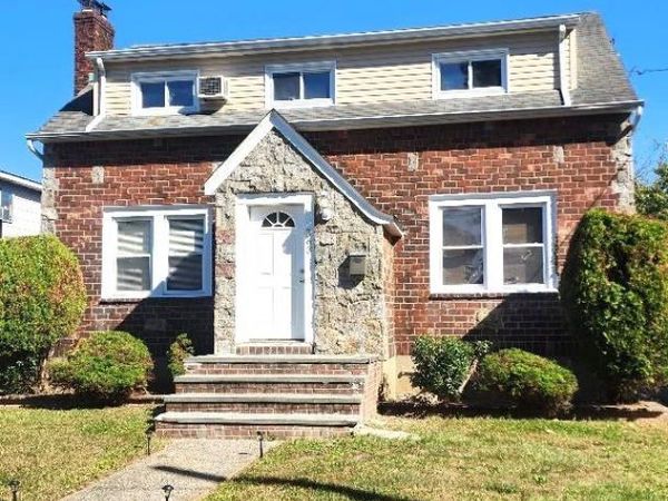 363 Clarendon Road, Uniondale, NY 11553