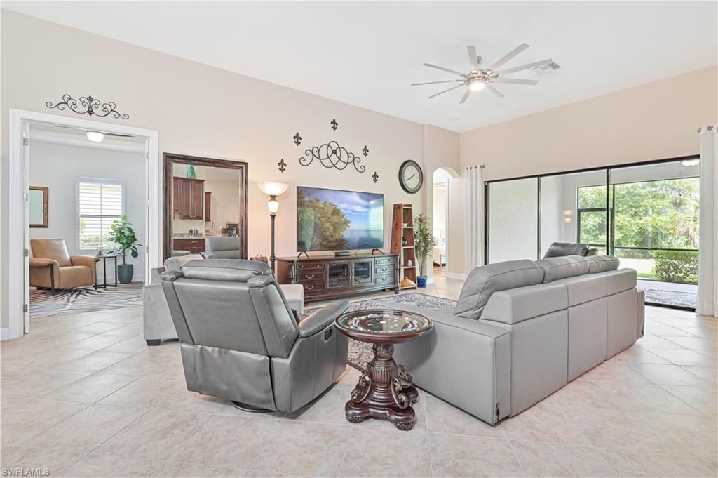 17283 Walnut Run Dr, Alva, FL 33920 Photo