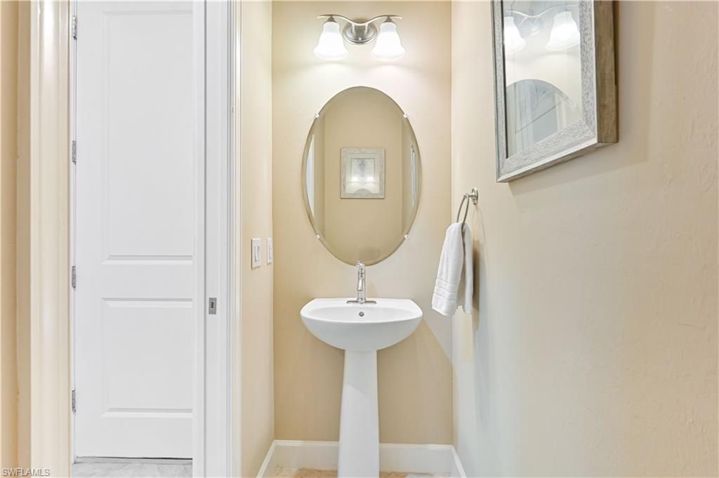 17283 Walnut Run Dr, Alva, FL 33920 Photo