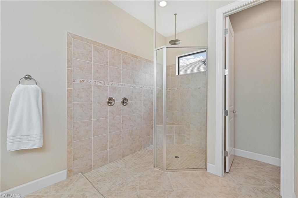 17283 Walnut Run Dr, Alva, FL 33920 Photo