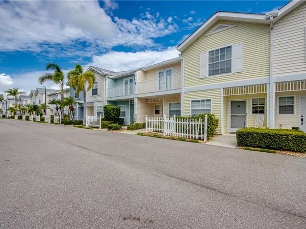 3347 N Key DR, Unit 36, NORTH FORT MYERS, FL 33903