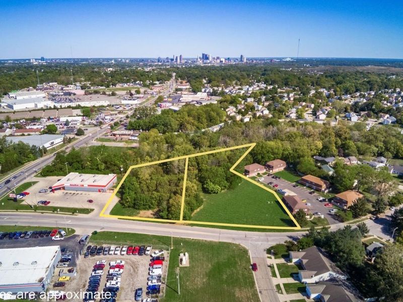 2210 October Ridge Drive, Columbus, OH 43223 Photo 1