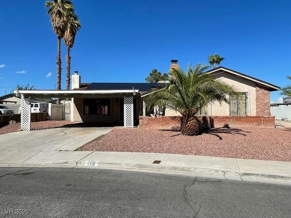 5712 Pinecone Place, Las Vegas, NV 89108