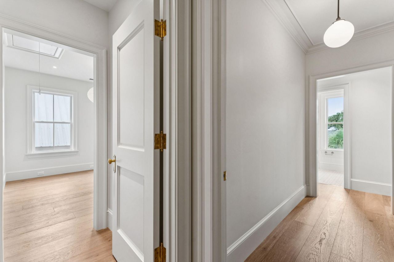 4 Trapman Street Photo 34