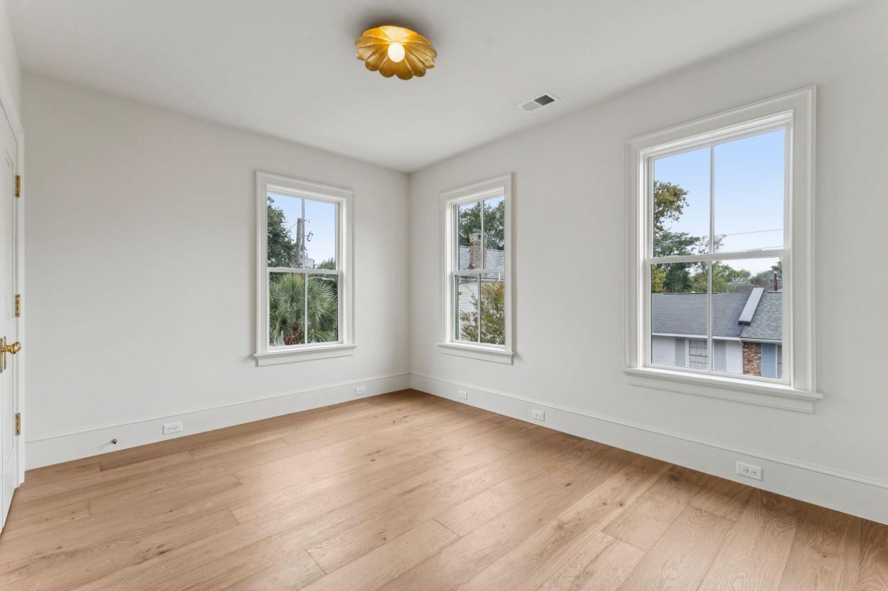 4 Trapman Street Photo 36