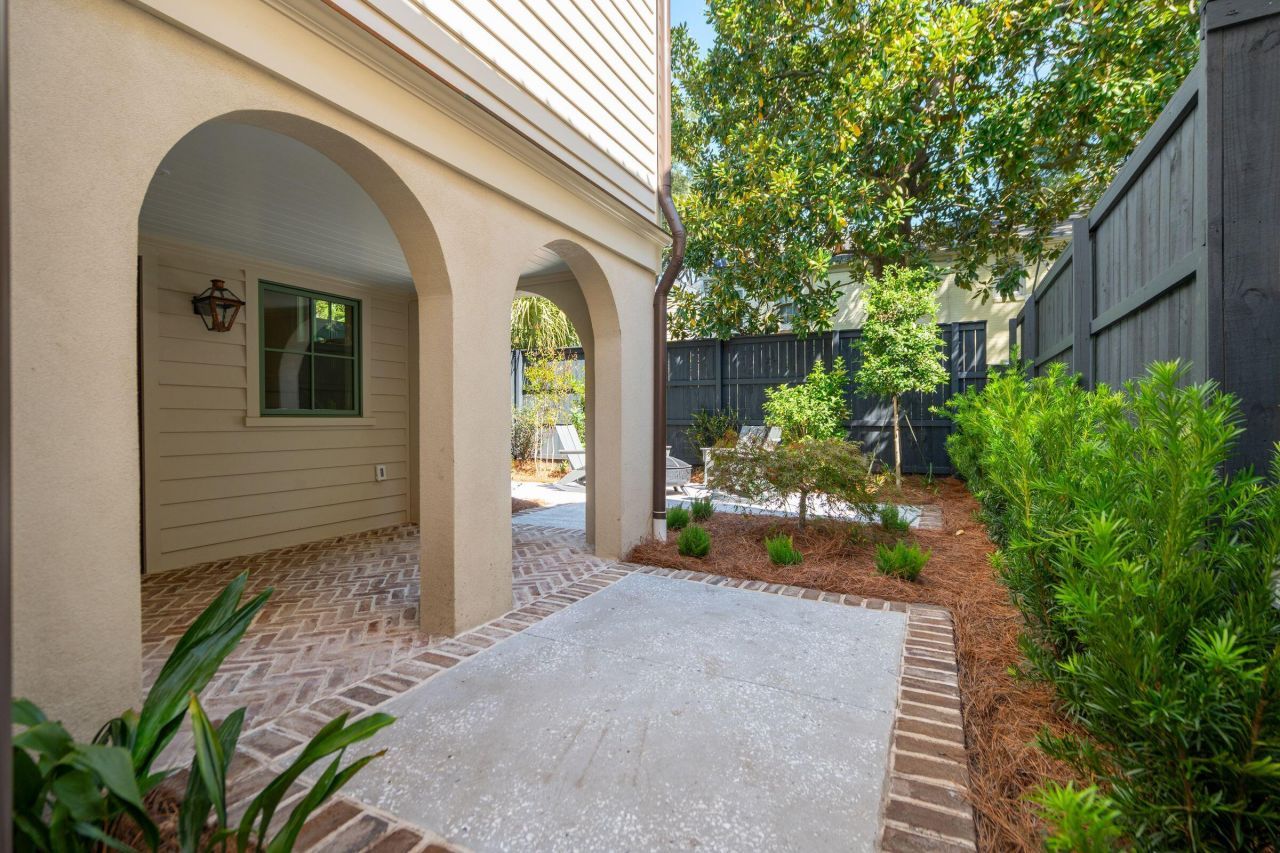 4 Trapman Street Photo 47