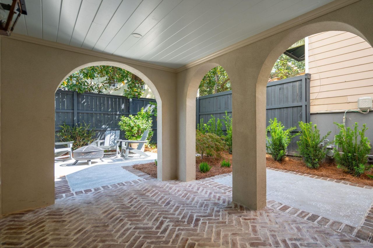 4 Trapman Street Photo 48