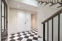 4 Trapman Street photo 4