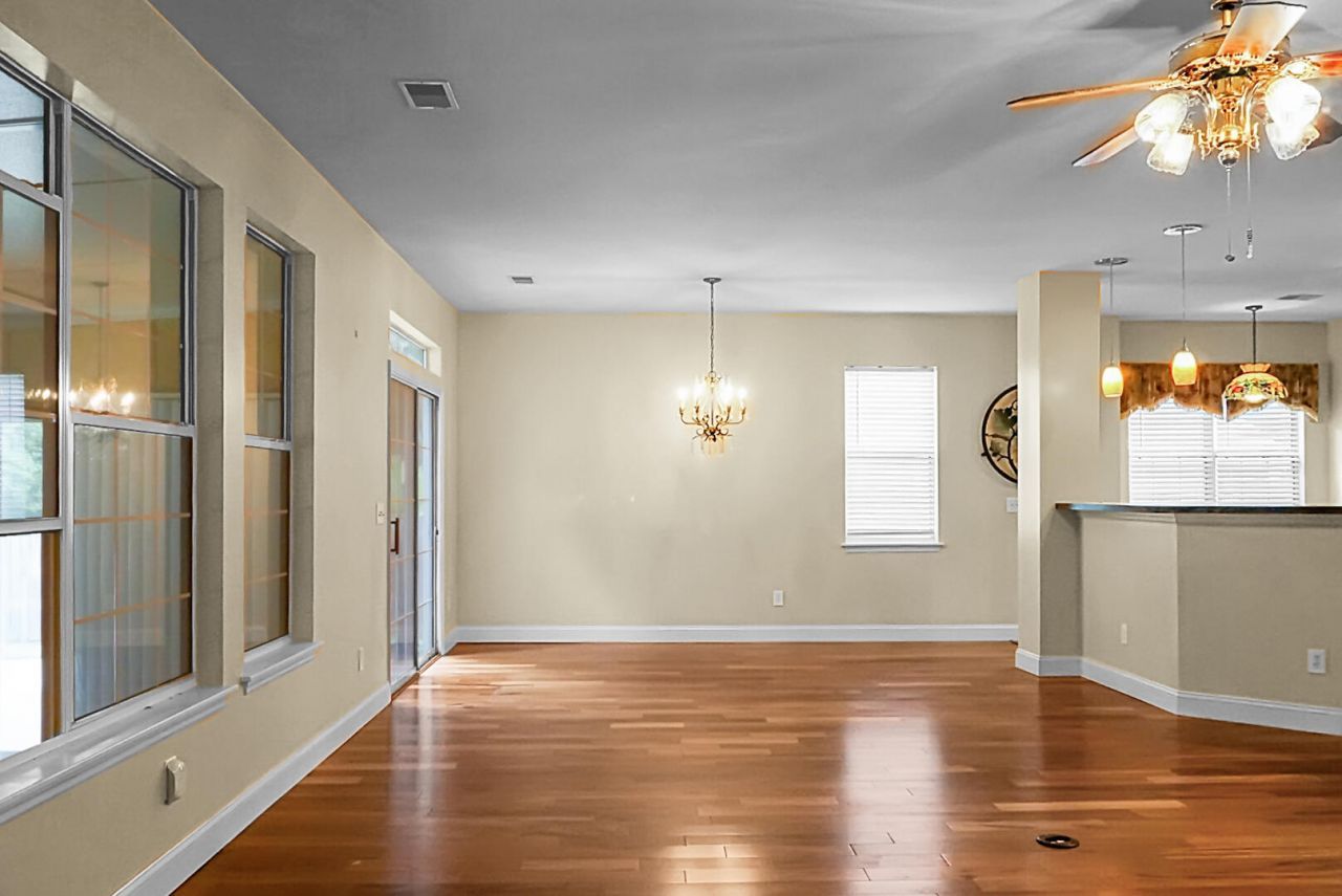 5360 Greggs Landing Photo 10