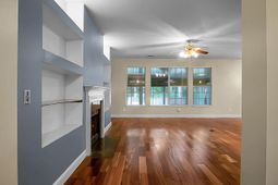 5360 Greggs Landing photo 4