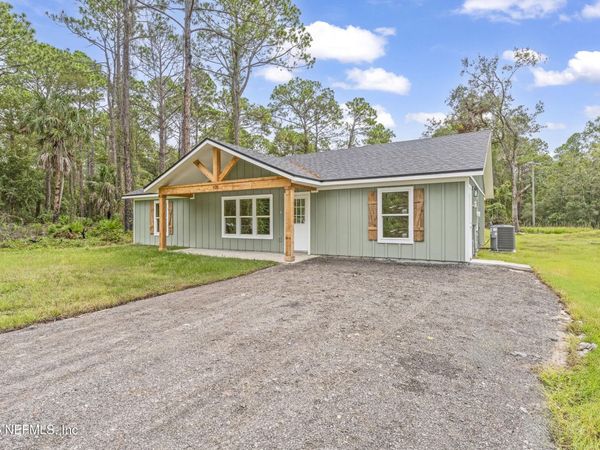 105 SE 3RD Street, Georgetown, FL 32139
