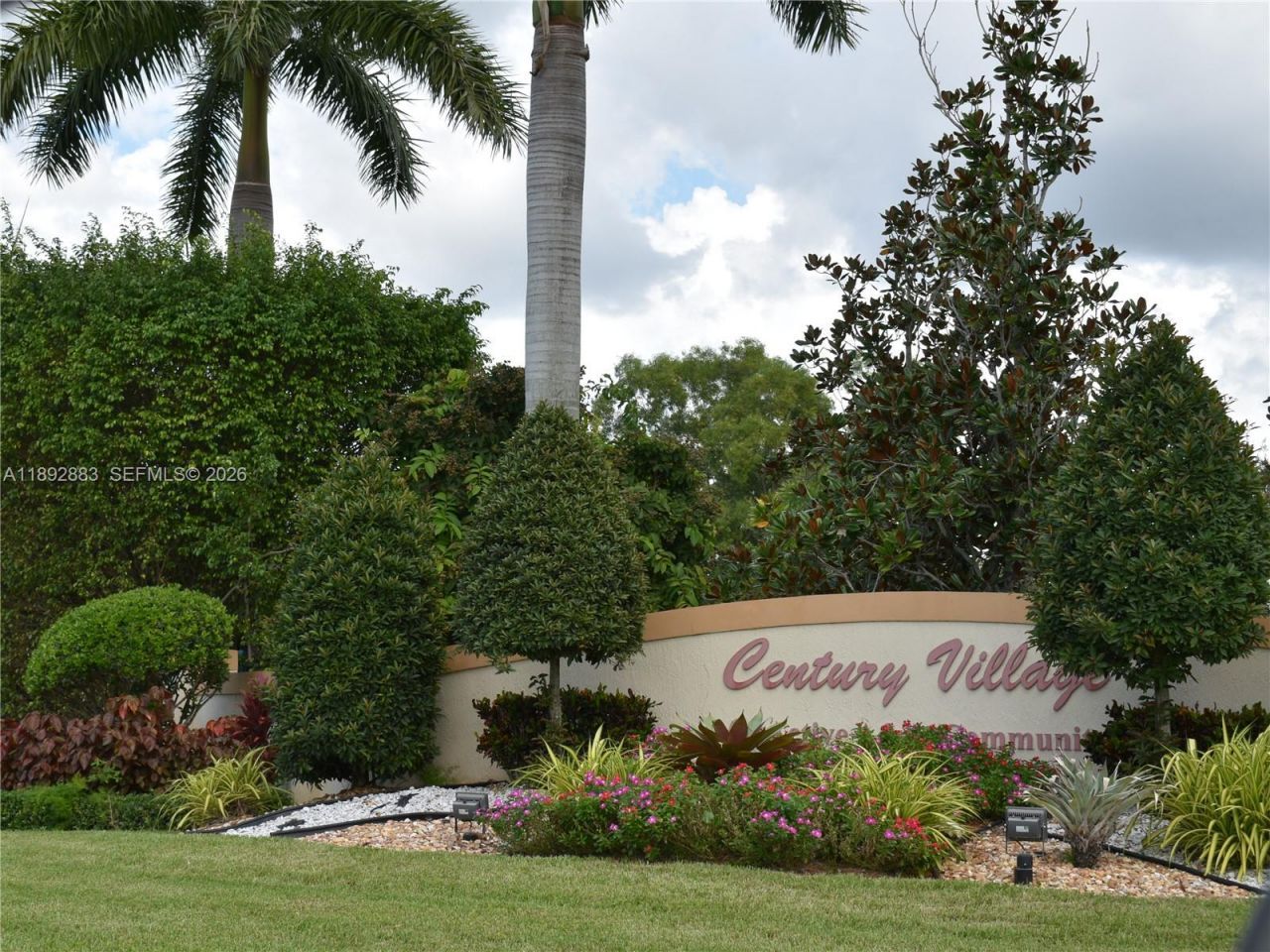 2011 Cornwall, Unit A, Boca Raton, FL 33434 Photo